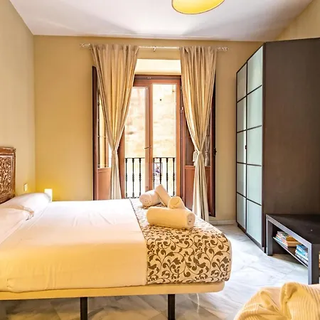 Puerta San Esteban Apartman Sevilla